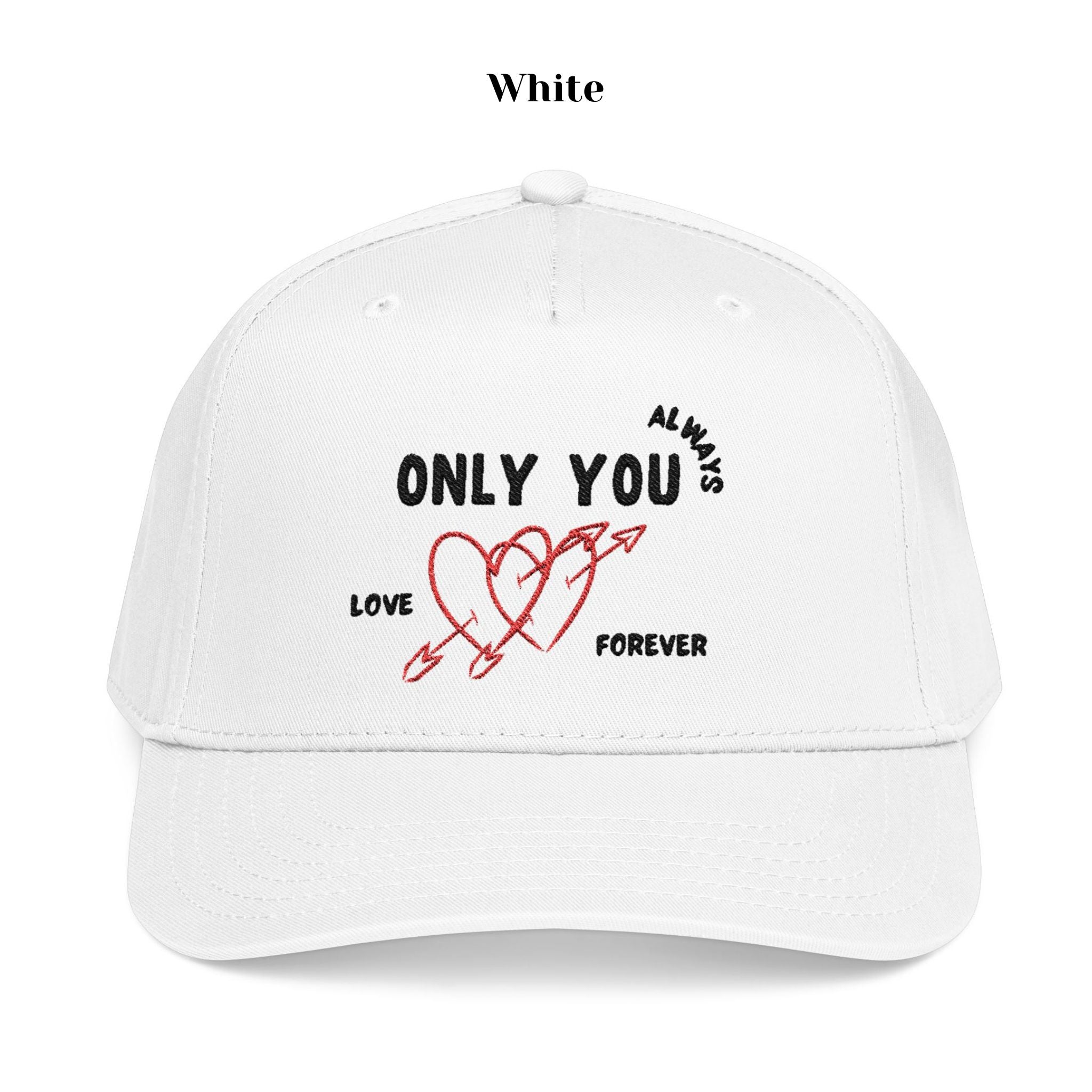 Stylish everyday baseball cap with meaningful love message